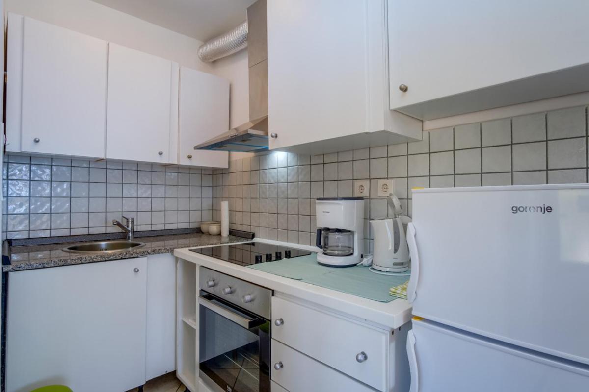 Apartmani Nadalina Veli Lošinj 外观 照片