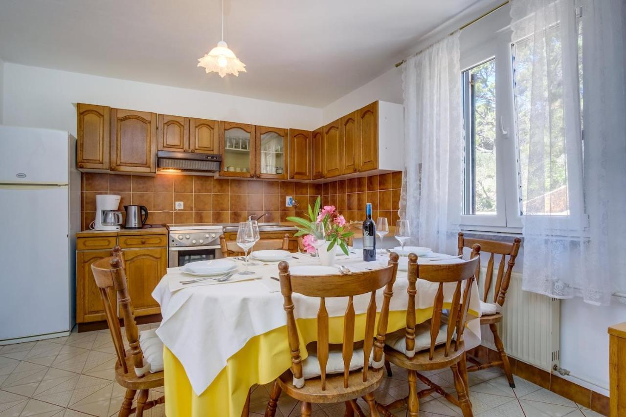 Apartmani Nadalina Veli Lošinj 外观 照片