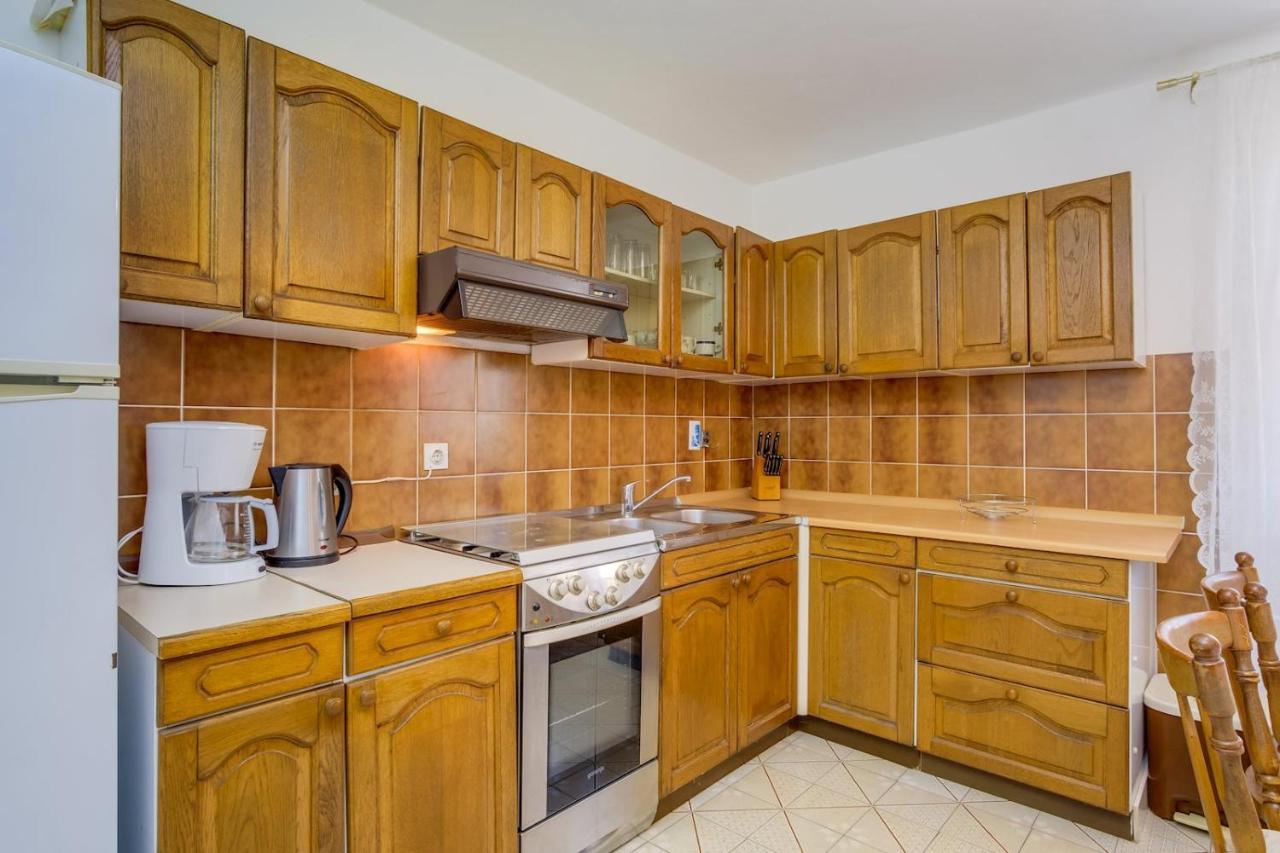 Apartmani Nadalina Veli Lošinj 外观 照片