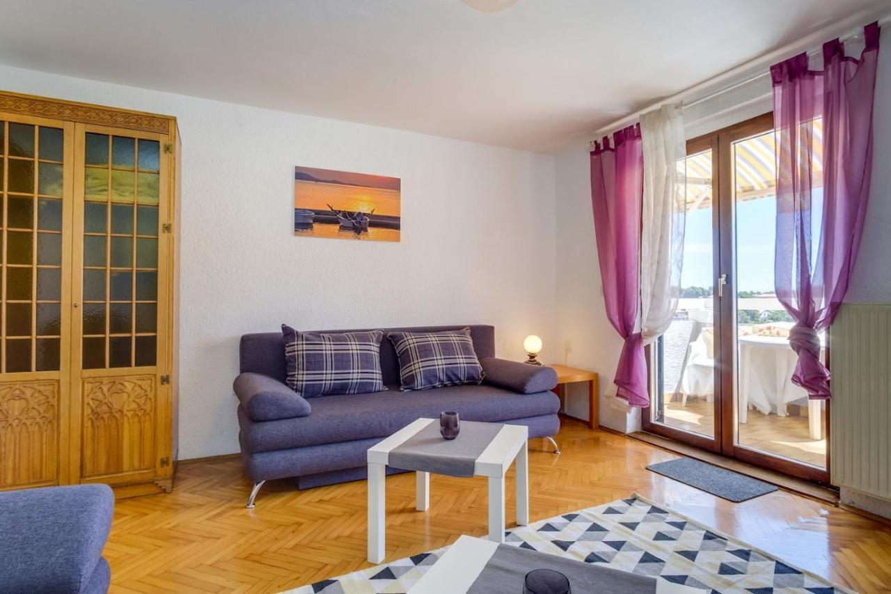Apartmani Nadalina Veli Lošinj 外观 照片